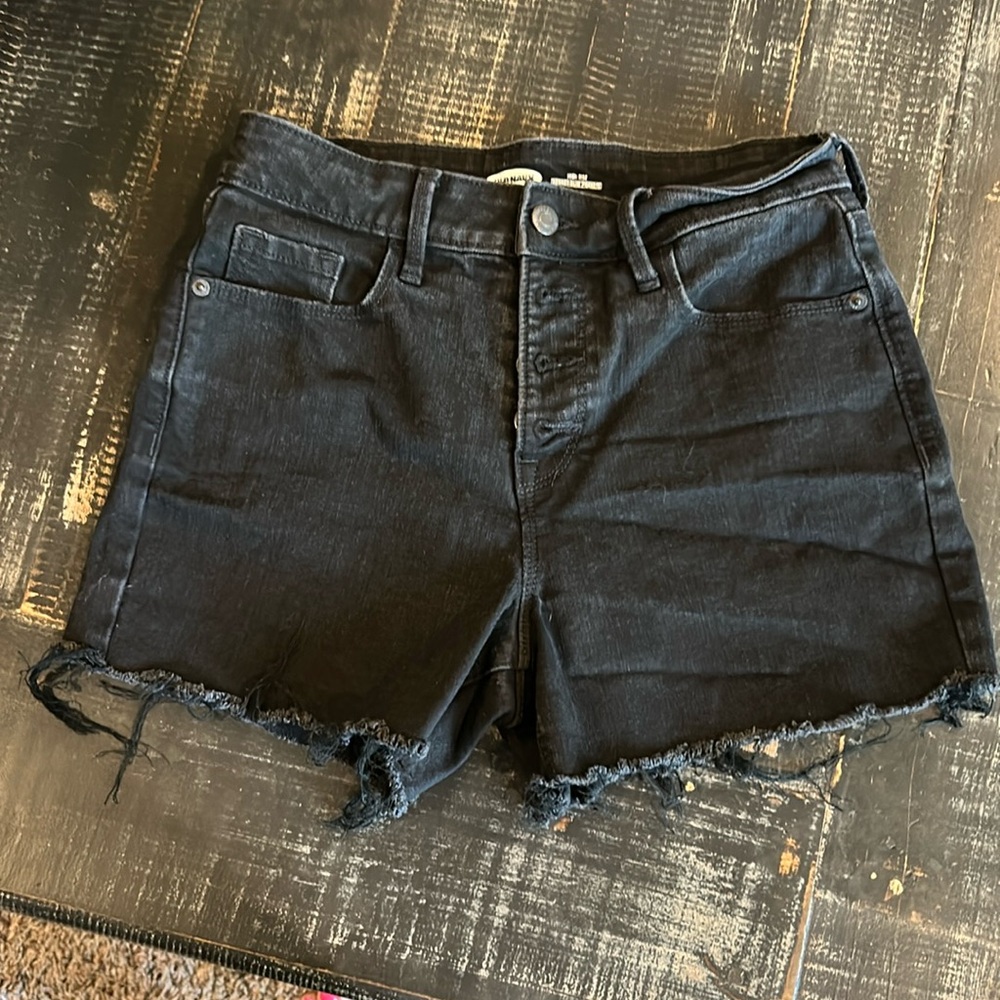 Old Navy shorts size 4 black
